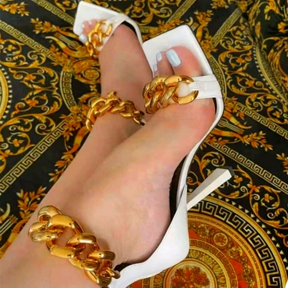 Open toe high heels - Picture 1 of 3